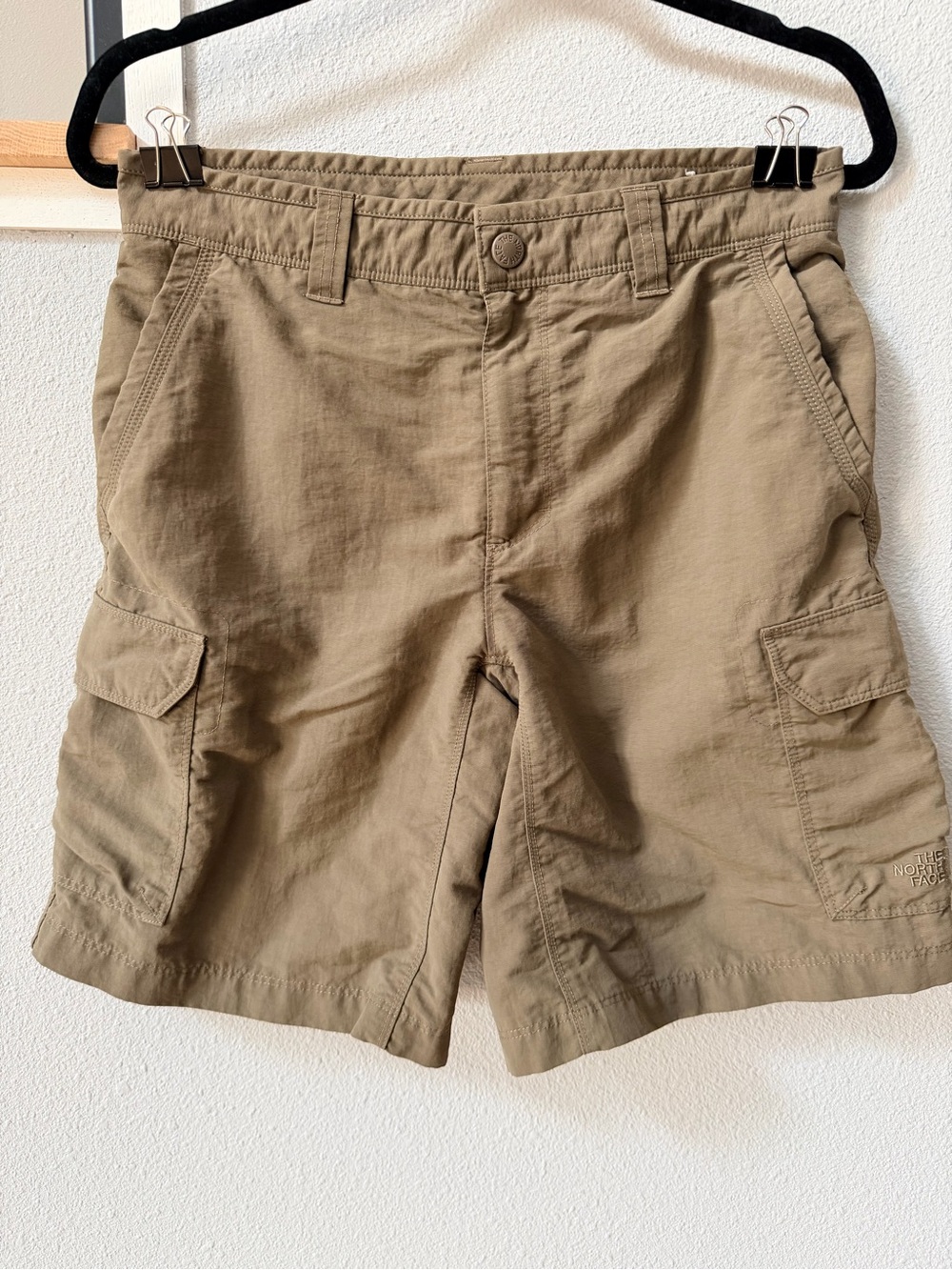 The North Face Men's Khaki Cargo Hiking Shorts Size 30